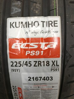 Летняя шина Kumho Ecsta PS91 225/45 R18 95Y фото 5