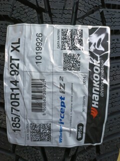 Зимняя шина Hankook Winter I*cept IZ2 W616 185/70 R14 92T фото 2
