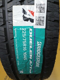 Летняя шина Bridgestone Dueler A/T 001 225/75 R16 104S фото 2