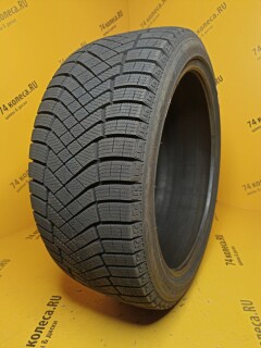 Зимняя шина Pirelli Winter Ice Zero Friction 235/40 R19 96H фото 4