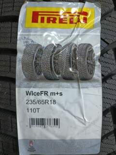 Зимняя шина Pirelli Winter Ice Zero Friction 235/65 R18 110T фото 2