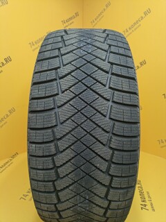 Зимняя шина Pirelli Winter Ice Zero Friction 235/45 R18 98H фото 5