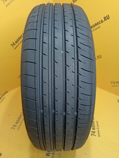Летняя шина Yokohama BluEarth-XT AE61 215/60 R17 96V фото 2
