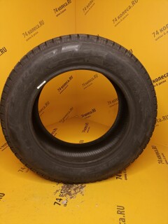 Зимняя шина Pirelli Winter Ice Zero Friction 215/55 R16 97T фото 2